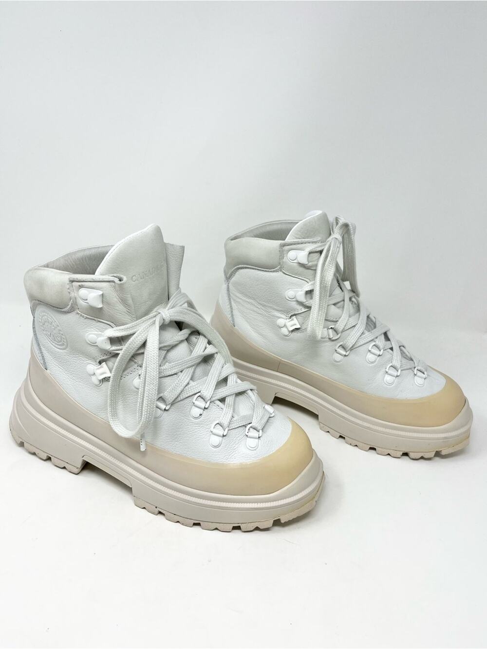 Canada Goose Journey Boot White Leather Lace Up Snow Boot size 8.5 US